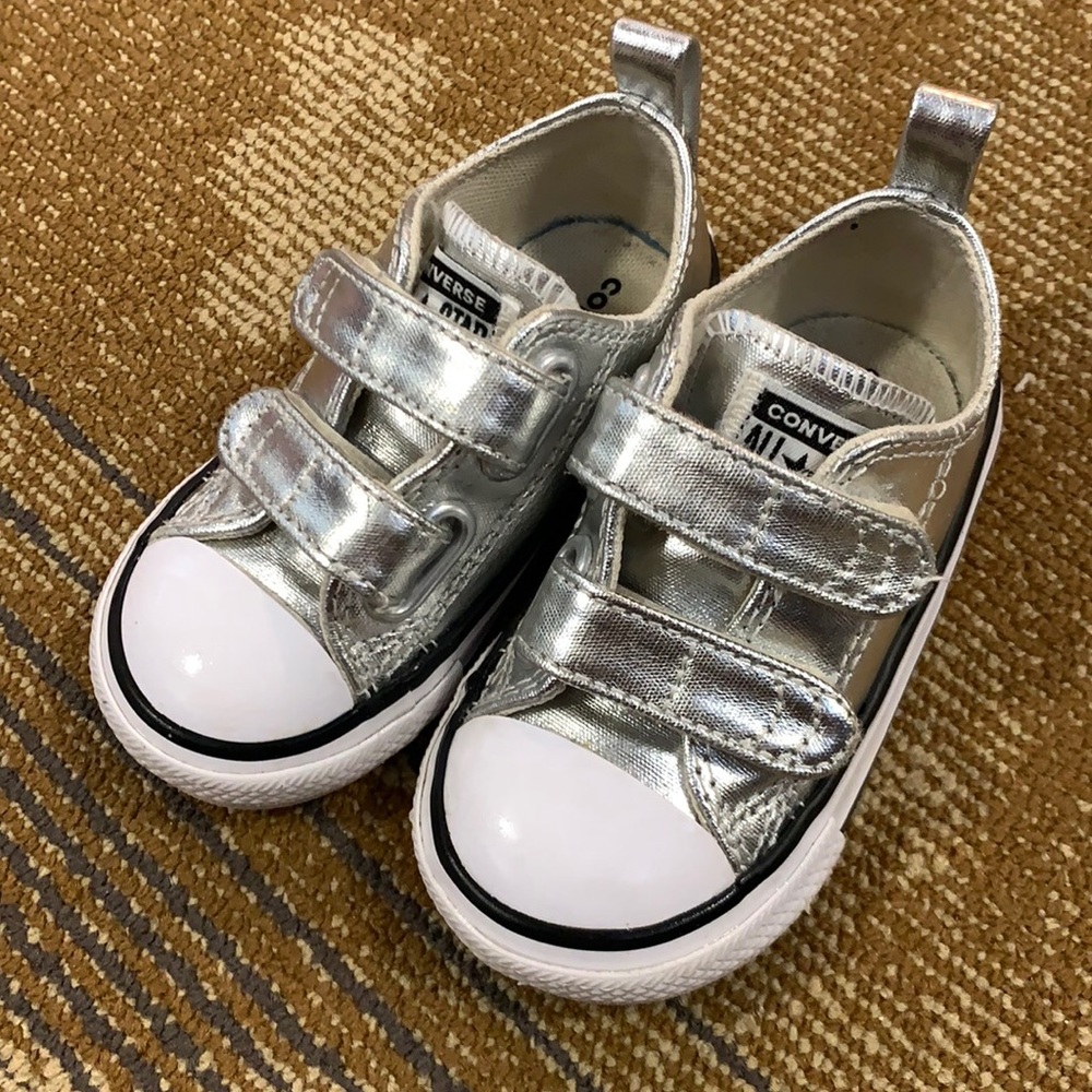 Silver metallic Velcro Chuck Taylor toddler 5